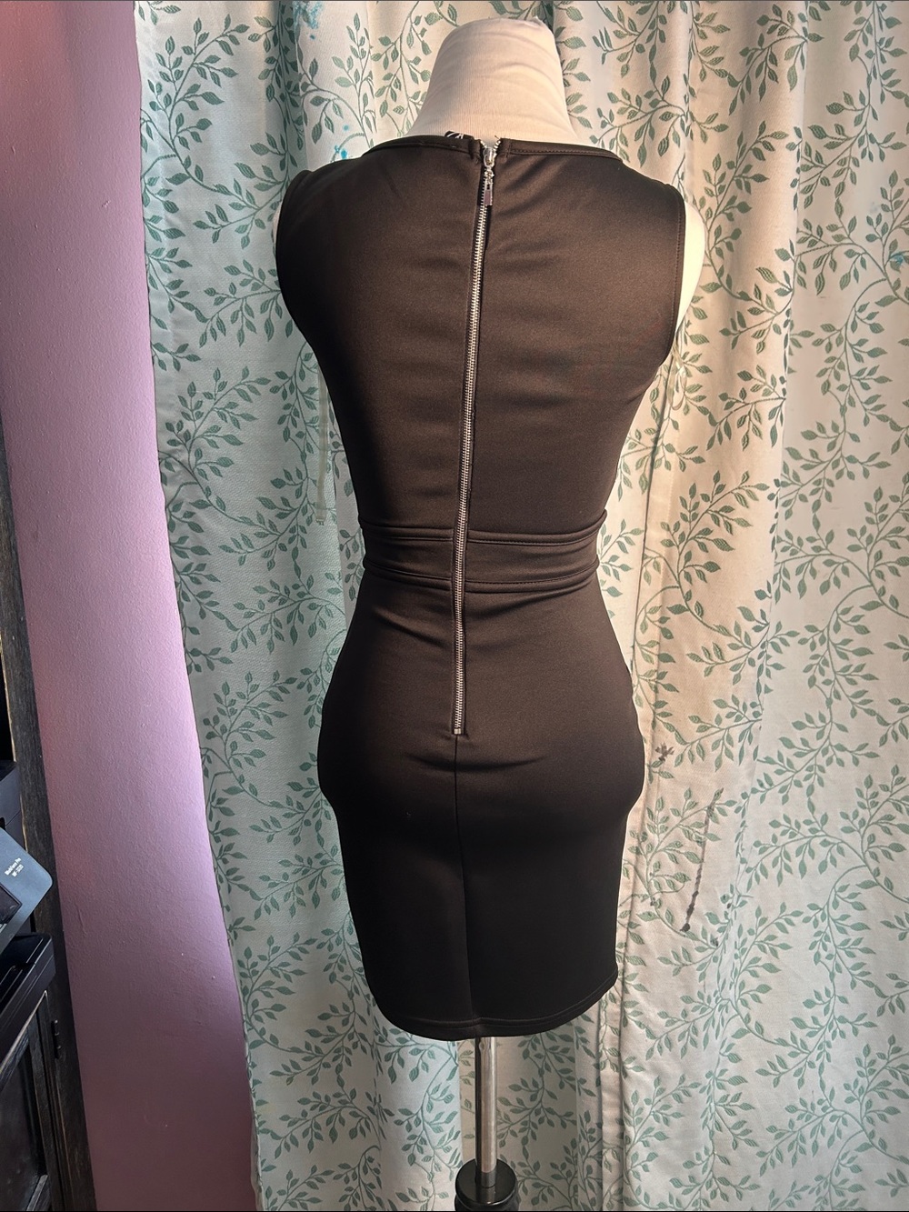 Windsor Black Lattice-Front Bodycon Dress - Picture 3 of 5